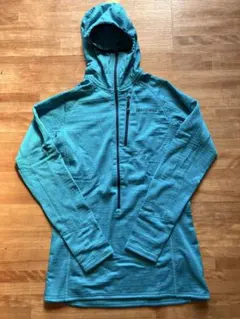 patagonia パタゴニア R1フーディー