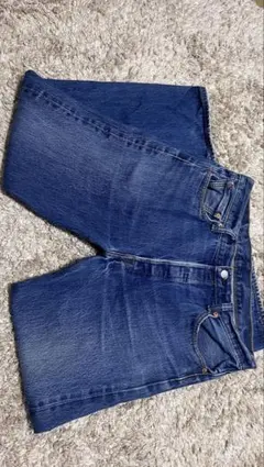 Item thumbnail for item dd2f9cba-ca64-42a5-9bb7-b81239c22350