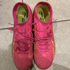 サッカースパイク シューズ