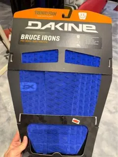 ★ Ｇクラス 様専用★DAKINE BRUCE IRONS デッキパッドのサムネイル