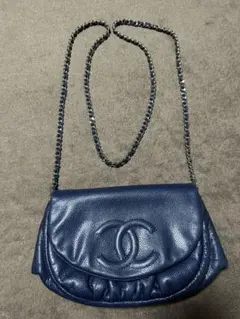 CHANEL チェーンウォレット　ショルダーバッグ ネイビー　ハーフムーンのサムネイル