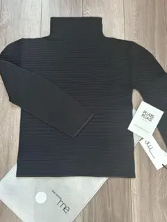 me ISSEY MIYAKE プリーツトップス✴︎未使用のサムネイル