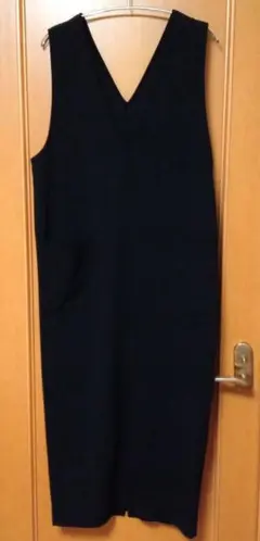 ★美品❢アトリエシックス　ジャンパースカート　ブラック　ジャンスカ