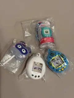 新品　たまごっち　キャンディチャーム　シャカシャカチャーム　たまごボーロっち