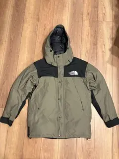 The North Face マウンテンダウンジャケット カーキ