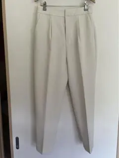 アパートバイローリーズ　テーパードパンツ