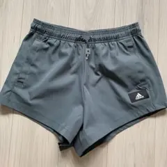 adidas ランニングショートパンツ