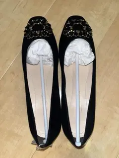 MELMOビジュー付き ブラックパンプス 23cm