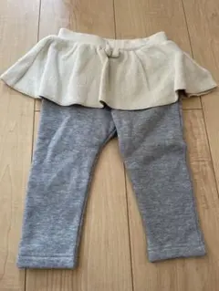 【ユニクロ】グレー×アイボリーフリル付きパンツ (裏起毛)