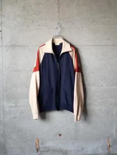 Item thumbnail for item 7391b4a1-e3a7-4036-a8fc-51ef360ec4d9