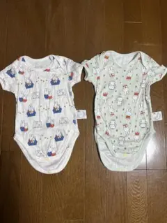 ユニクロ　ミッフィー柄ベビー肌着2枚セット