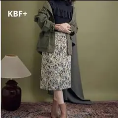KBF+　ゴブラン織りタイトスカート