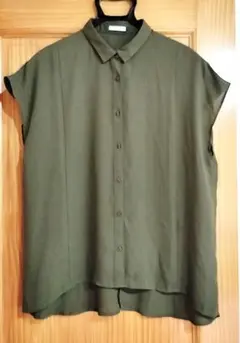 GUフレンチスリーブ ボタン付きシャツ カーキ色 XL
