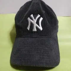 Item thumbnail for item b9aff8ff-85a3-4eb1-a264-a9eeaaf35c06