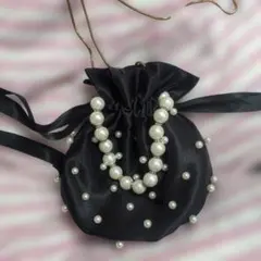 ブラックパール装飾巾着バッグ
