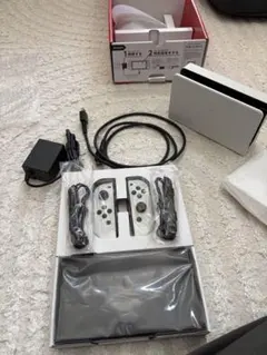 一部未使用アリ　Switch本体有機EL Joy-Conホワイト