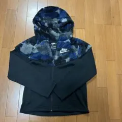 Nike 迷彩柄 フリースパーカー キッズサイズ140cm