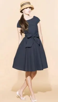 【美品！】ストロベリーフィールズ ドットワンピースのサムネイル