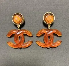 Item thumbnail for item 3af537a2-691a-4a48-a4f2-e1c0e609bdba