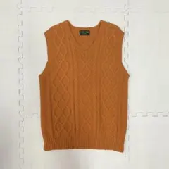 きれいめ ニットベスト メンズ オレンジ ケーブル編み 上品 vintageのサムネイル