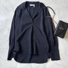 Chloe クロエ　シルク100％　スキッパーシャツ　ブラウス　ネイビーのサムネイル