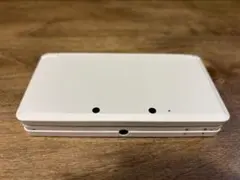 ニンテンドー3DS本体　充電器 SDカード4GB 動作確認・初期化済み ホワイト