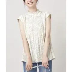 美品✨ナノユニバース　フラワードットプリーツブラウスチュニック　花柄　アイボリー