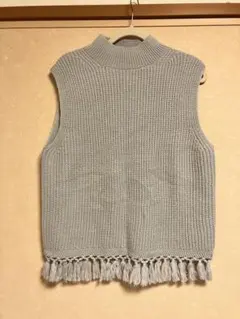 niko and ... フリンジ付きニットベスト F グレー