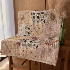 未使用❁エンブロイダリー　アイボリー　パッチワークカンタキルトマルチカバーラグ