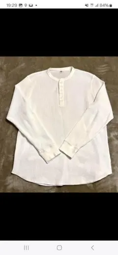 美品　ホワイト ヘンリーネック 長袖カットソー