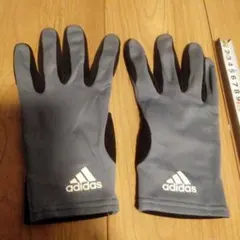 adidas 滑り止め付き手袋 グレーのサムネイル