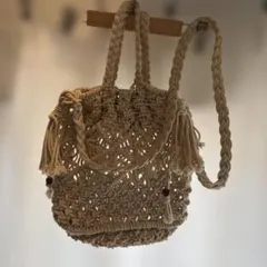 Bershka 編み　バック　新品のサムネイル