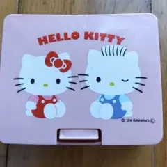 HELLO KITTY ダイソー ワンプッシュ小物ケース