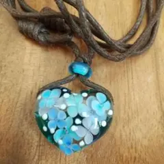 Item thumbnail for item f7fb378d-9eb8-4b11-a0a3-9549e8c6d405