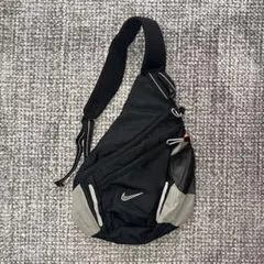 90s NIKE ワンショルダーバッグ スリングバッグ archive y2kのサムネイル
