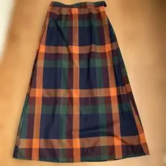 チェック柄フレアロングスカート