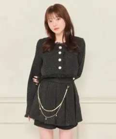 Item thumbnail for item c3cfe7d7-8457-4f56-b95b-15788432712d