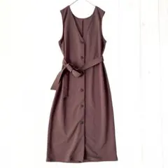 Item thumbnail for item eb6b7232-9ca6-4bc3-bd8b-f3884a5ef66a