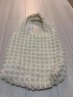 ホワイト トートバッグ 立体パターン