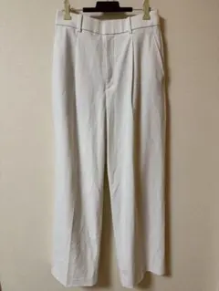 UNIQLO ユニクロ　ストレートパンツ M ホワイト