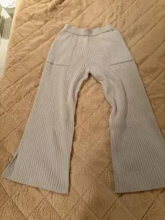 GU リブ編み スリット入り パンツ Sサイズ