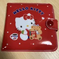 Hello Kitty 二つ折り財布 レッド