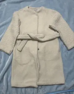 ボア素材クリーム色ロングコート Mサイズ