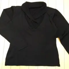ブラック 　黒　 長袖ニットトップス　レディース
