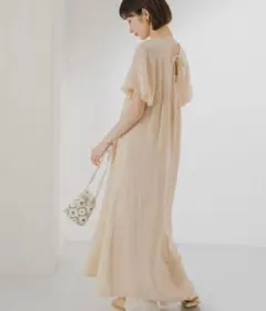 KBF パフスリーブデザインワンピース ベージュ　フレア　マキシ