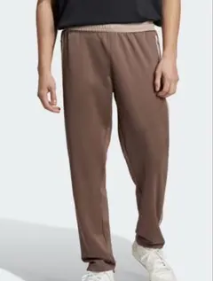 Item thumbnail for item 7d40ec27-8979-4c5f-be72-7173153c3803