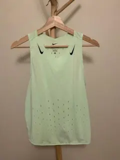 Nike DRI-FIT ミントグリーンタンクトップ