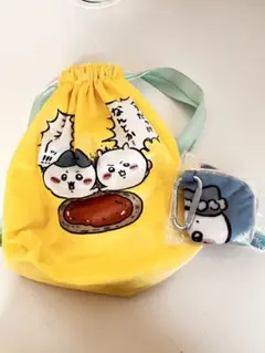ちいかわ人魚の島のひみつ　ハチワレ　ダイカットポーチと巾着ポーチ　新品