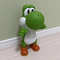 ヨッシー フィギュア 緑色