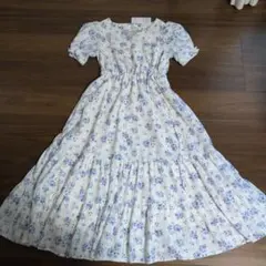 ロディスポット新品タグ付き花柄Vネックロングワンピース 38M